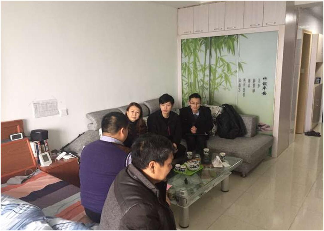 公司工會(huì)走訪慰問困難職工.JPG 公司工會(huì)走訪慰問困難職工.JPG