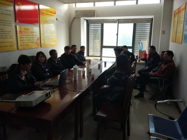 三分公司開展班組建設(shè)交流會.JPG 三分公司開展班組建設(shè)交流會.JPG