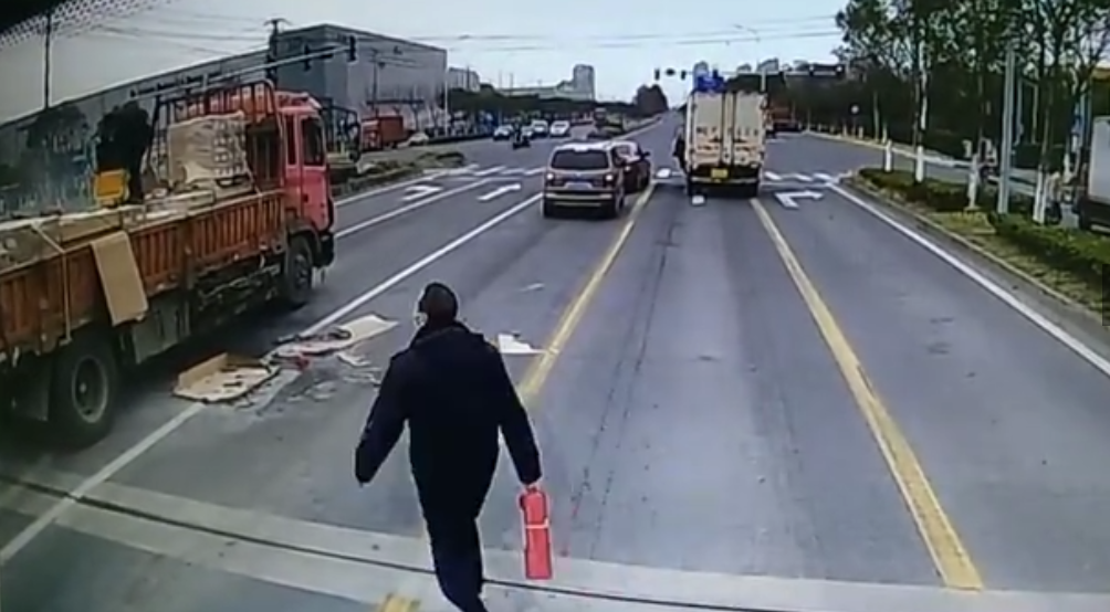 救火.png 救火.png