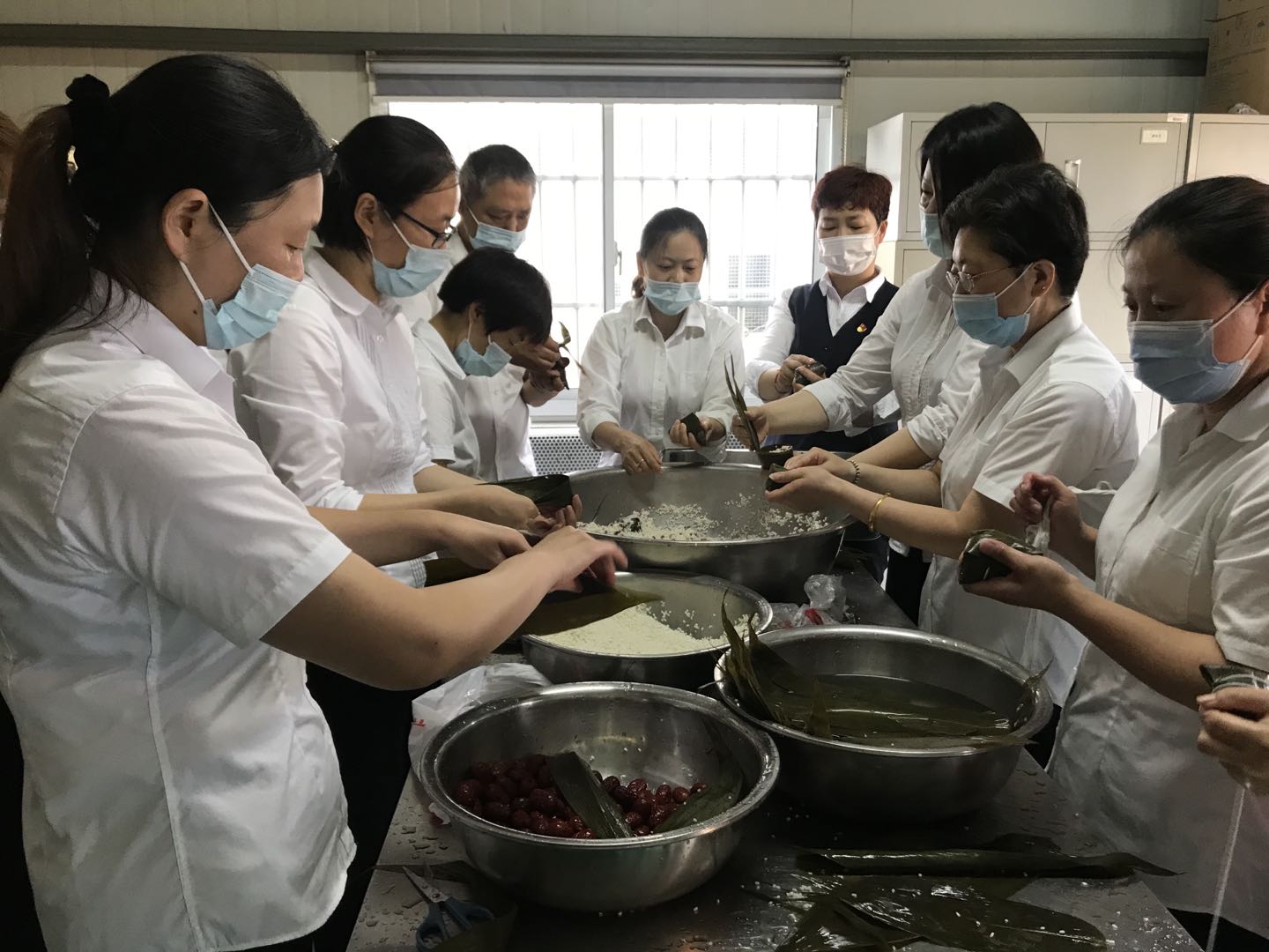 426de25c158573f300554f76fa82f64.jpg 426de25c158573f300554f76fa82f64.jpg