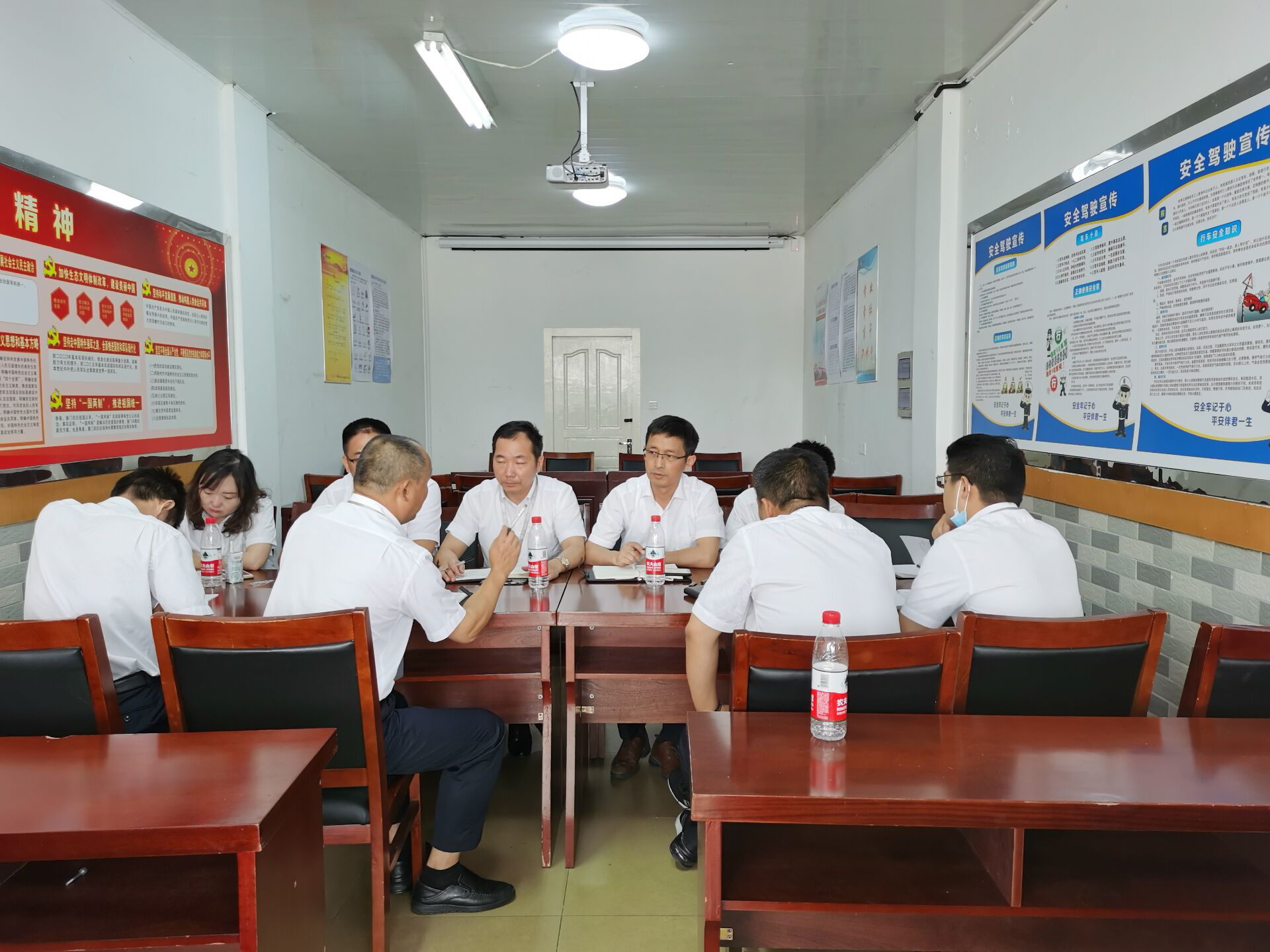 聯(lián)合.png 聯(lián)合.png