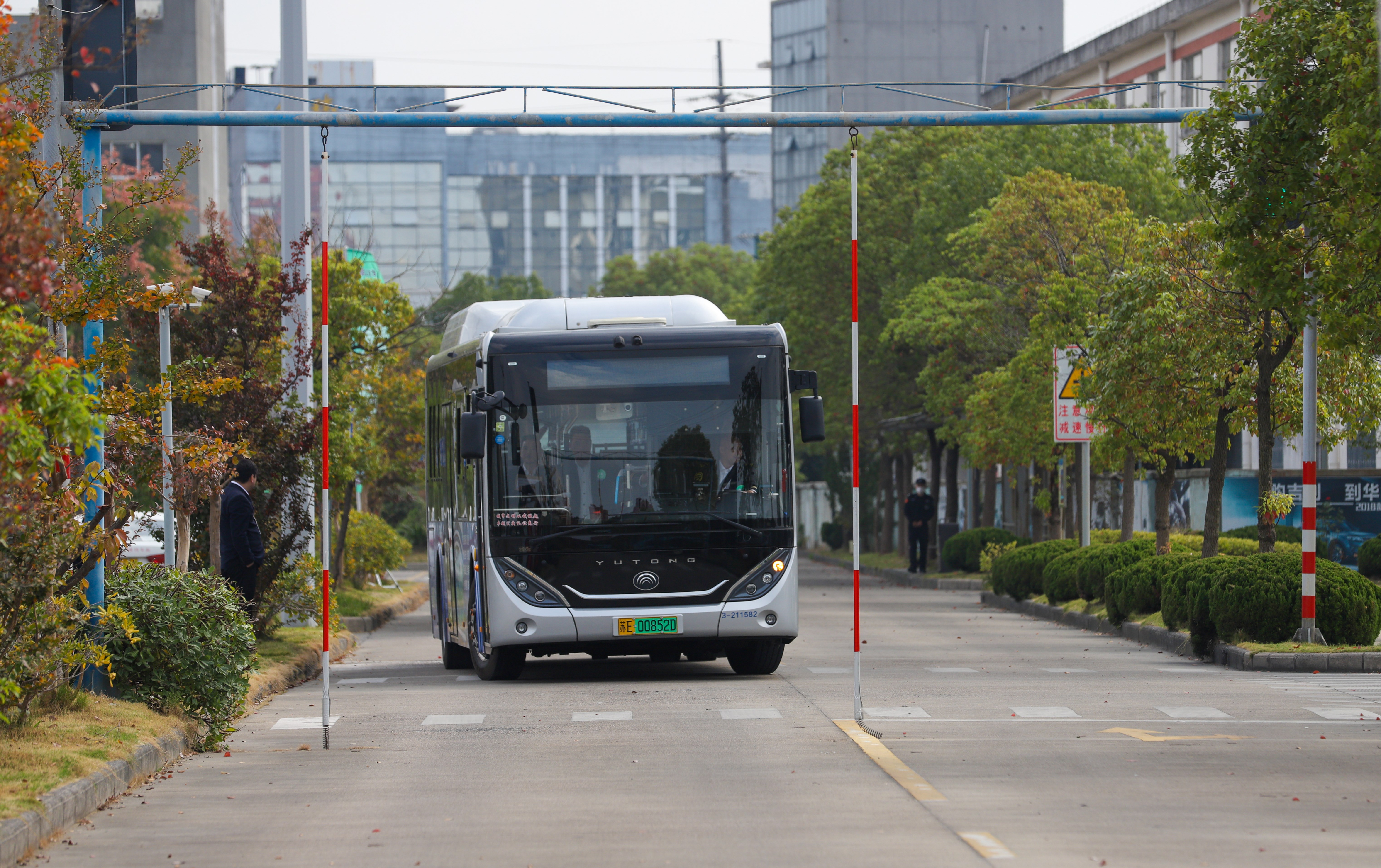 IMG_1049.jpg IMG_1049.jpg