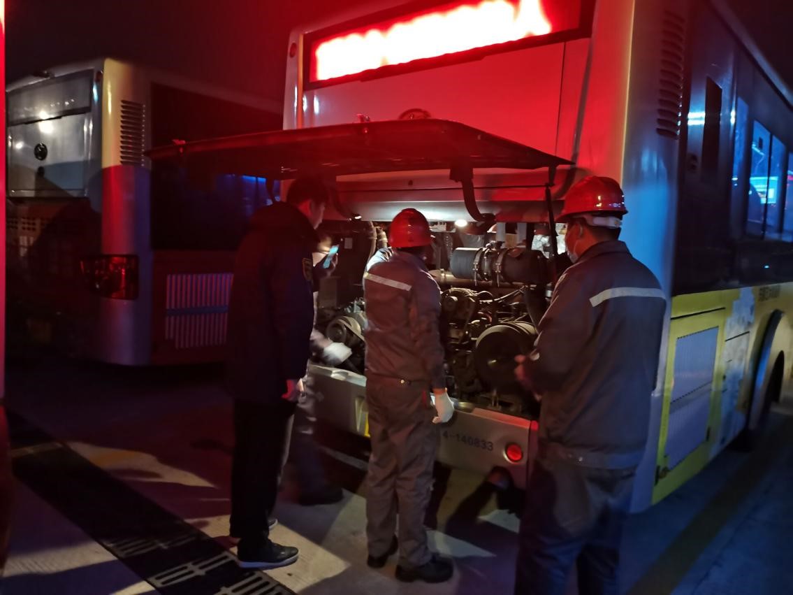 修理檢查.jpg 修理檢查.jpg